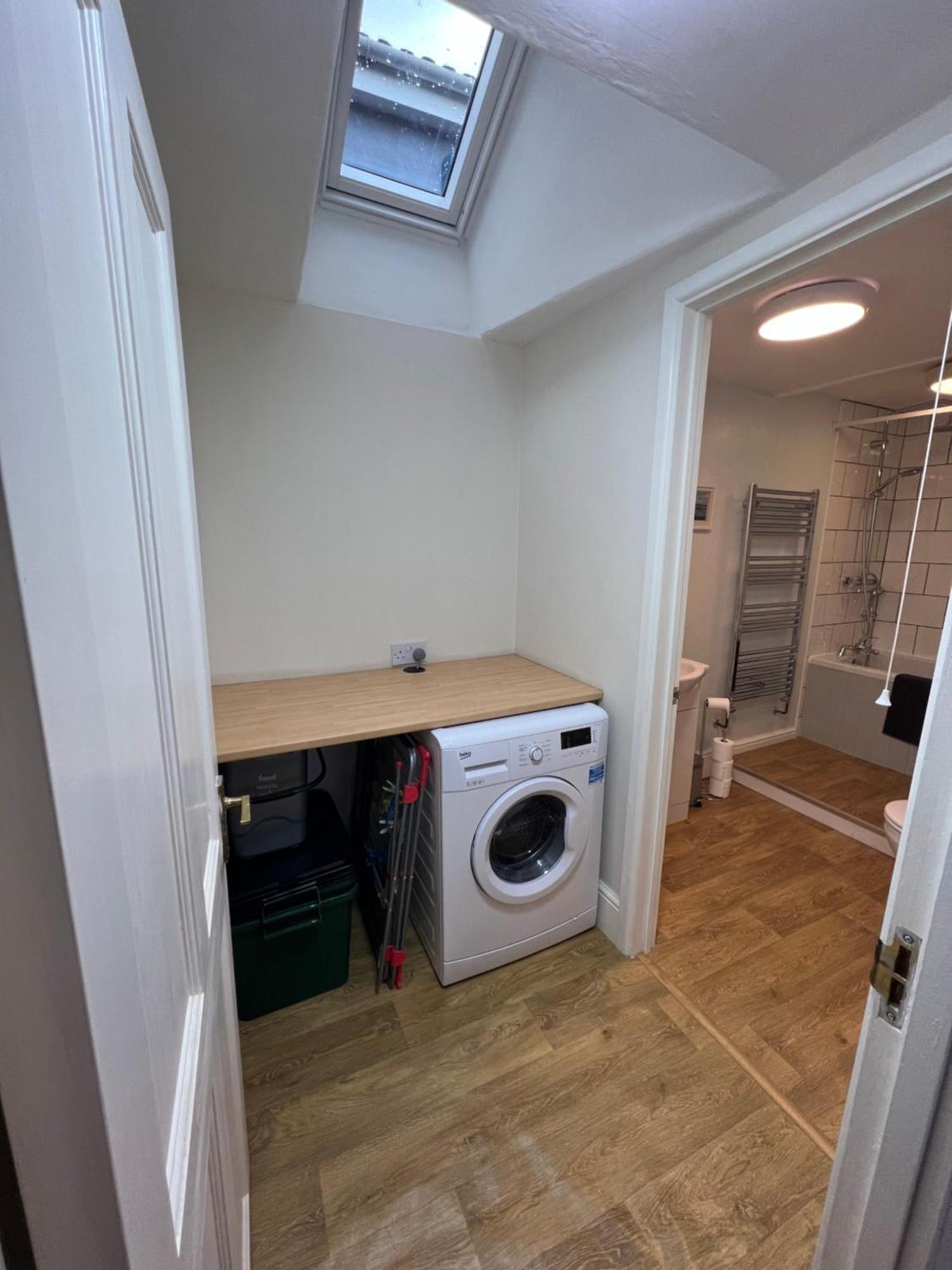 A Spacious 2 Bed Flat In Kingsbridge Town Exterior photo