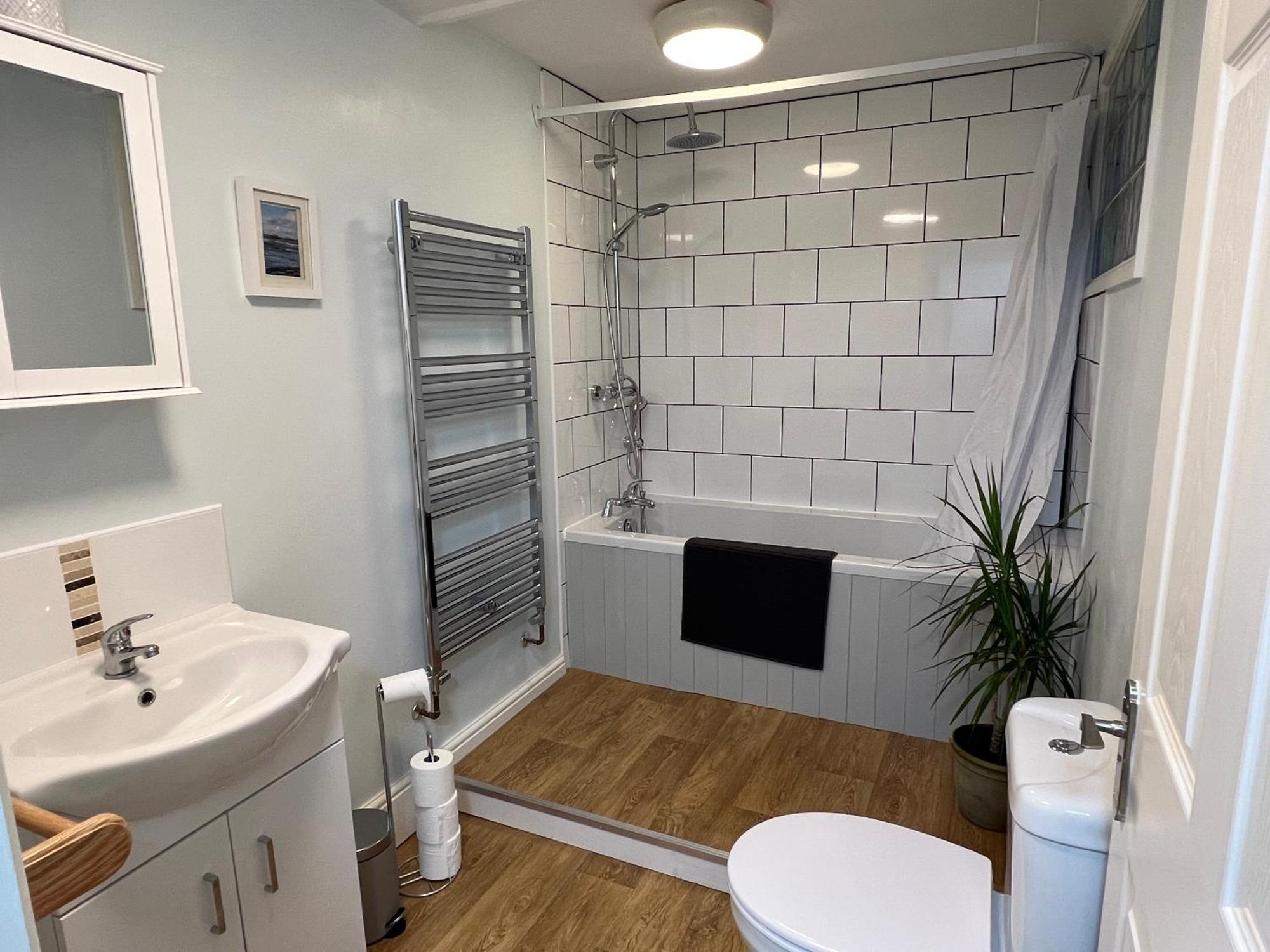 A Spacious 2 Bed Flat In Kingsbridge Town Exterior photo